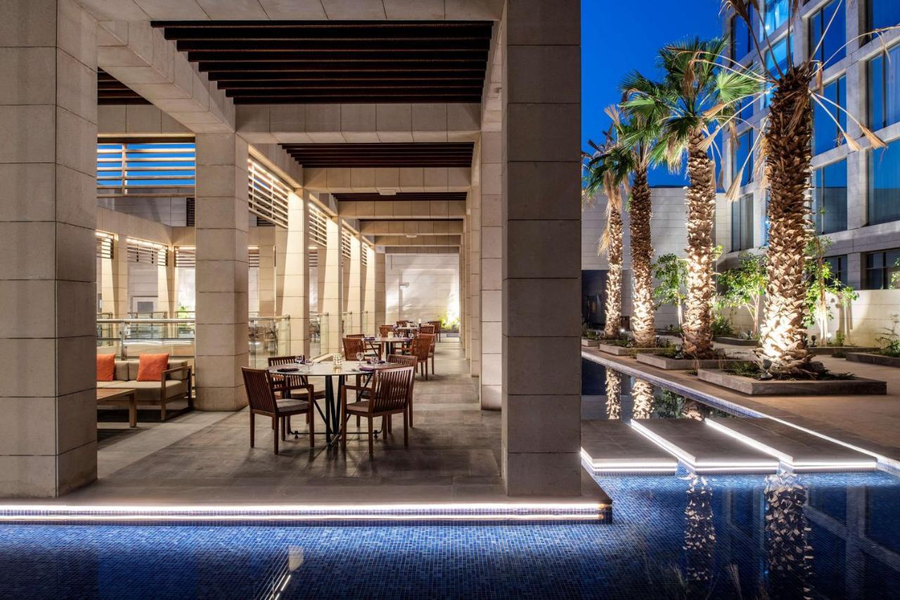 Doubletree Suites By Hilton - Riyadh Financial District Екстер'єр фото