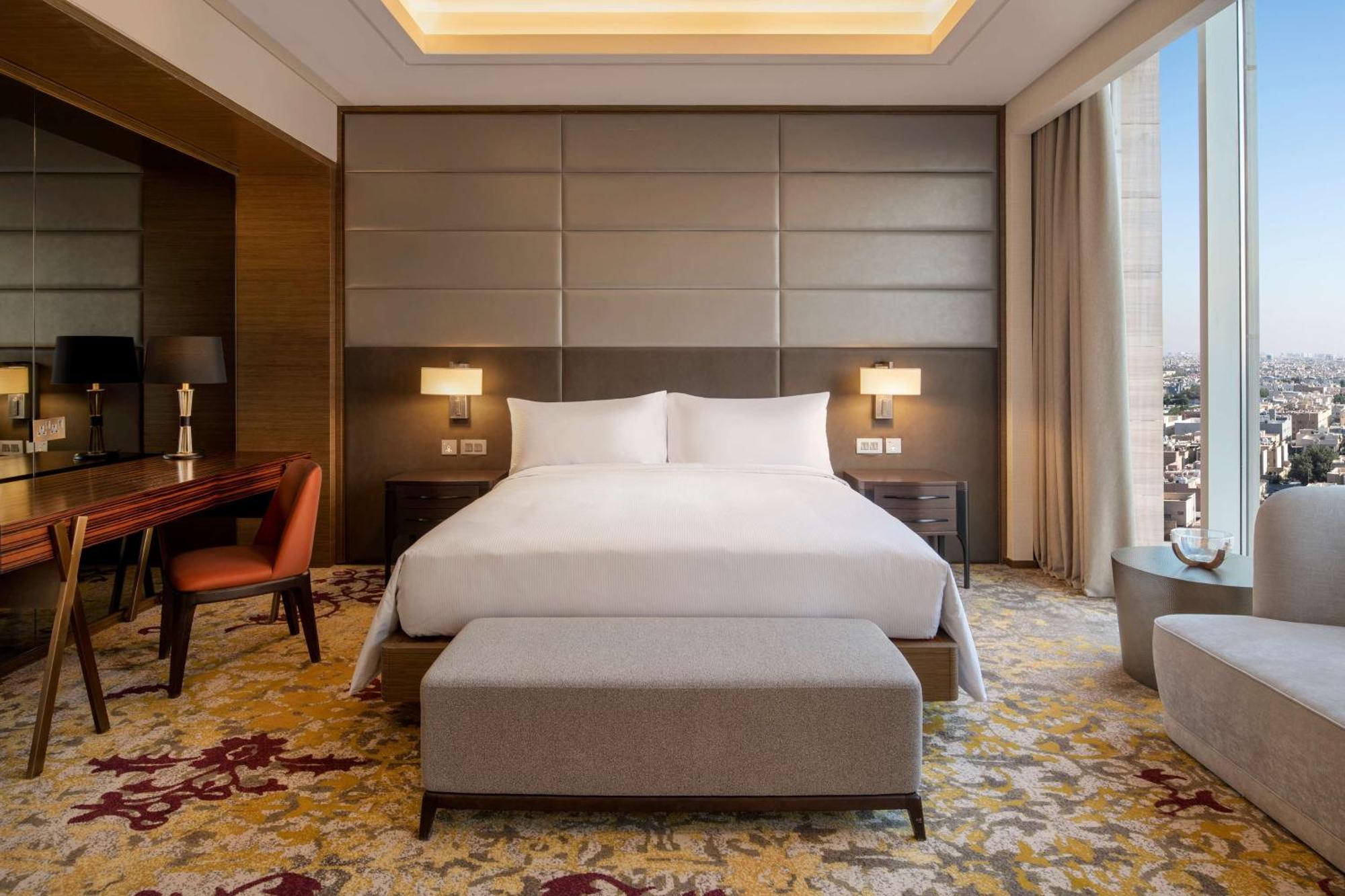 Doubletree Suites By Hilton - Riyadh Financial District Екстер'єр фото