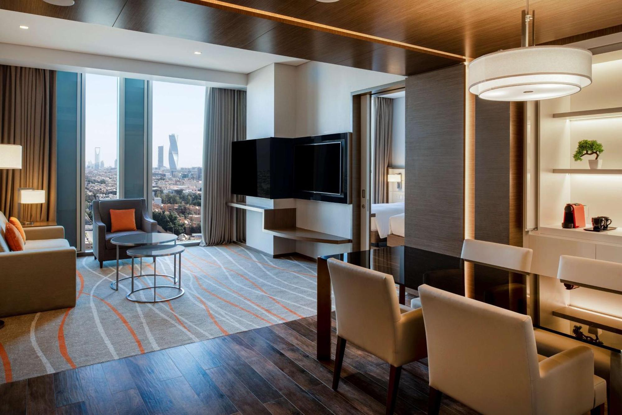 Doubletree Suites By Hilton - Riyadh Financial District Екстер'єр фото